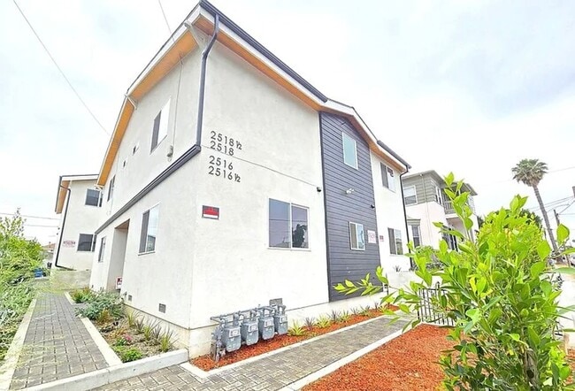 Photo - 3918 Brighton Ave Unidad 3918 1/4