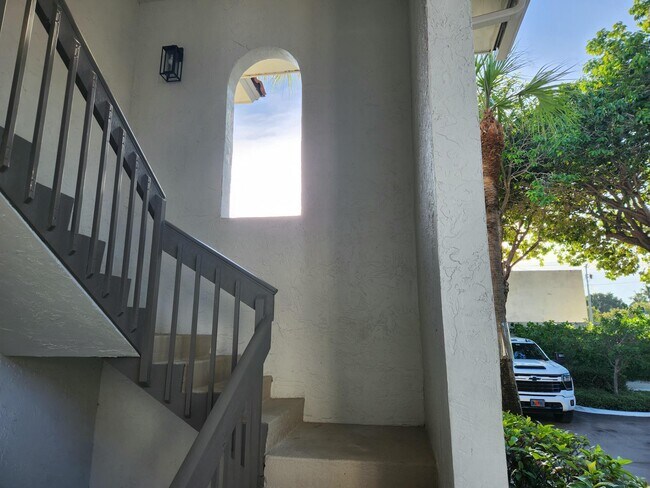 Photo - 30 Pelican Pointe Dr Unit 201