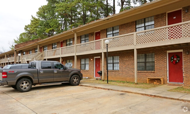 Woodland Park Apartments