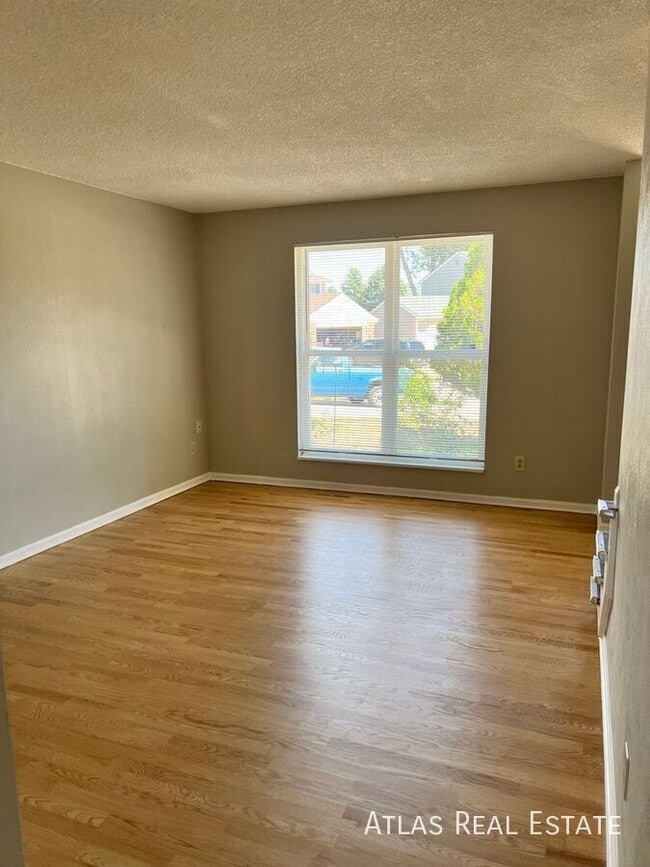 Photo - 5361 S Truckee Ct