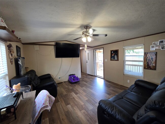 Photo - 2935 Calder Dr