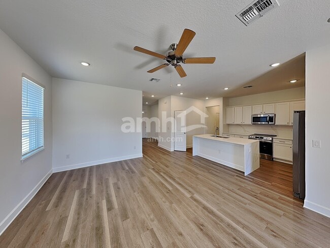 Photo - 3013 20th Ave W