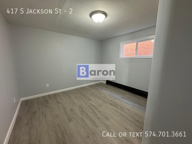 Photo - 417 S Jackson St Unidad 2