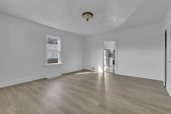 Photo - 81 Beaver St