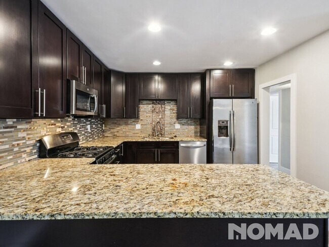 Photo - 4Bed/3Bath Updated modern home near Fitzsi...