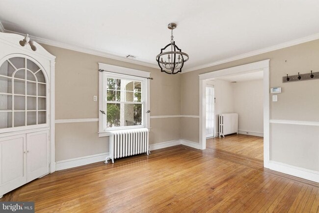 Photo - 530 E Manoa Rd