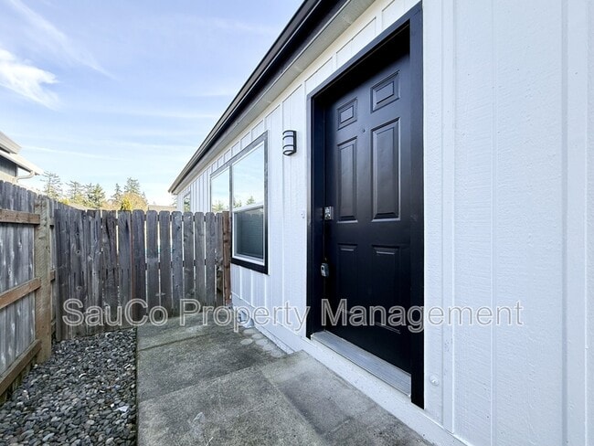 Photo - 548 N 9th St