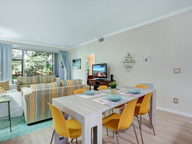 Photo - 7095 Barrington Cir Unit 6-102