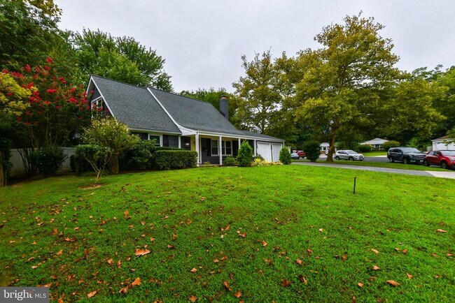 Photo - 4105 Yardley Ct