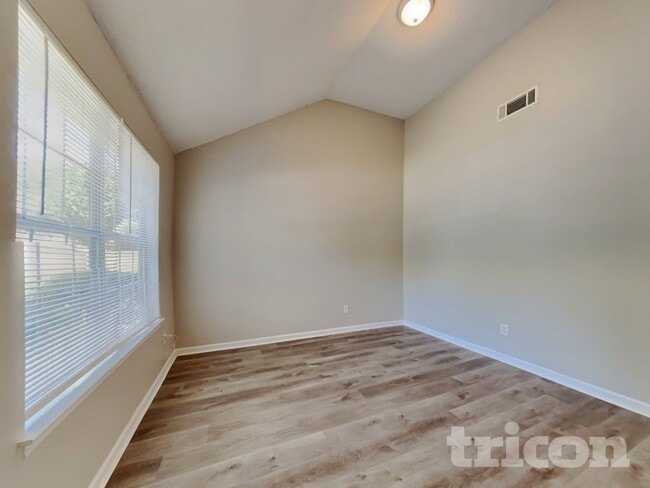 Photo - 4360 Bridle Point Pkwy