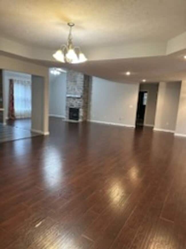 Photo - 3 Bedroom Luxury Home