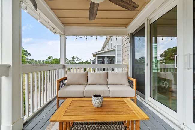 Photo - 6609 Carlinga Dr