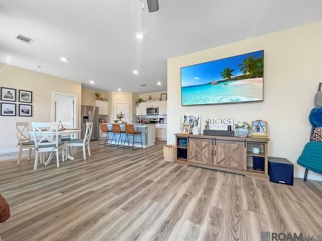 Photo - 12850 Silverbell Ave