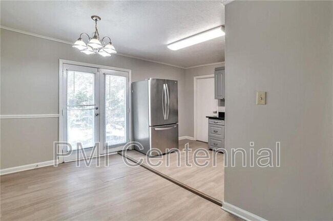 484 Evergreen Dr