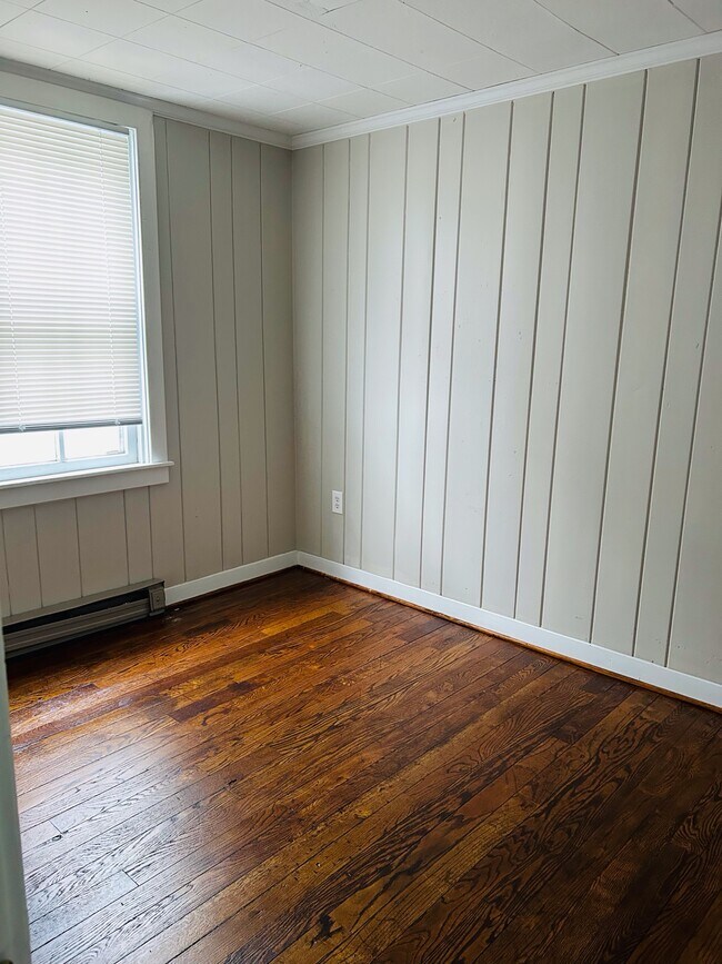 Photo - 103 W Germain St