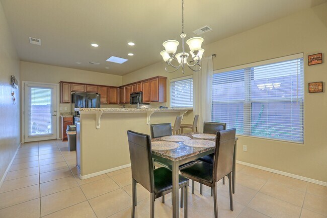 Photo - THREE BEDROOM HOME AVAILABLE FURNISHED OR ...