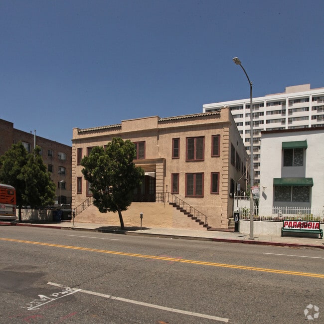 2919 W 8th Street - 2919 W 8th Street Apartments