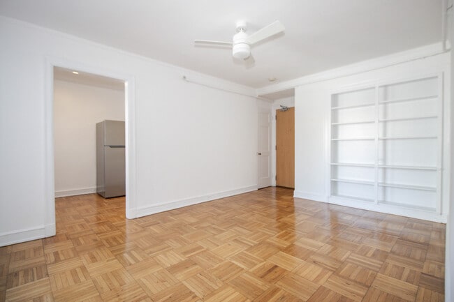 Photo - 1100 N Dearborn St Unidad 1110