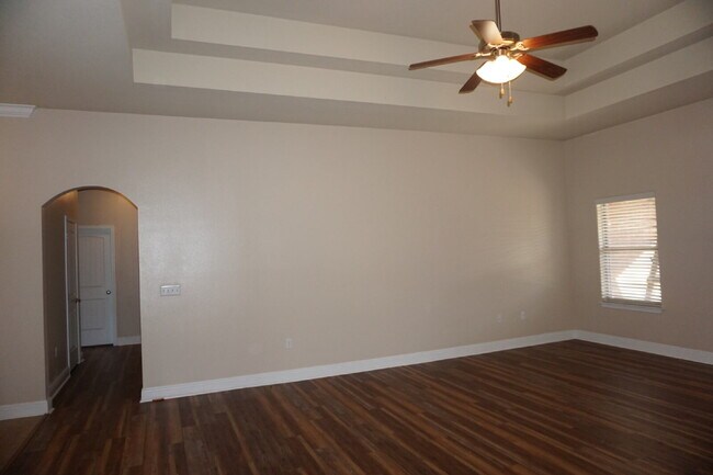 Crestview: 4 Bedrooms in Liberty Oaks