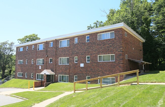 Willow Apartment Homes