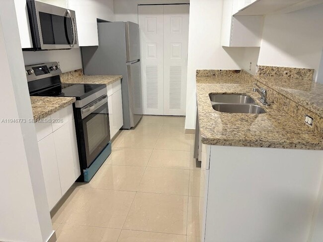 Building Photo - 420 S Park Rd Unit 2-103