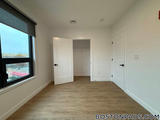 Photo - 199 Gardner St Unit 315