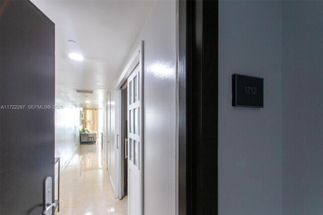 Photo - 1830 S Ocean Dr Unidad 1712