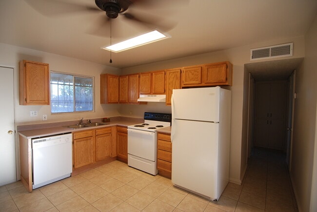 Photo - Morten Place Unit 2138 W Morten Ave  A