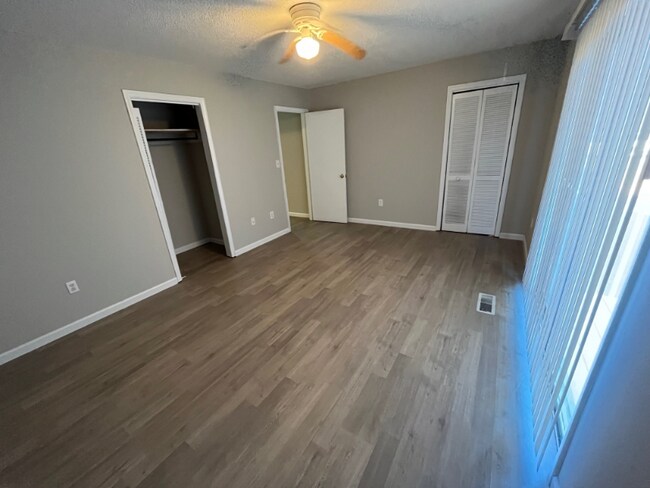 Photo - 131 Carriage Pl Unit Apt 1