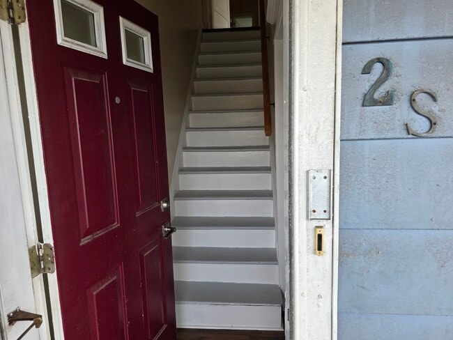 Building Photo - 2092 US Highway 1 Unit 2S