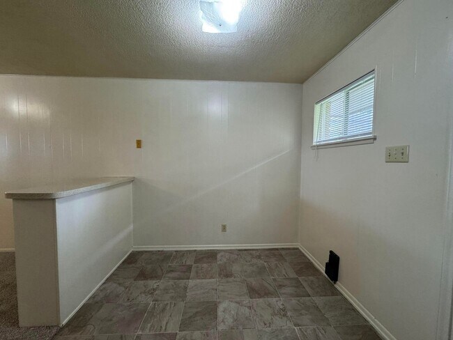 Photo - 806 Safady Ave Unidad A