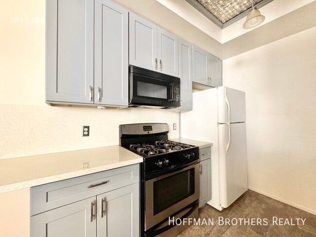 Photo - 1224 S Corning St Unit 6
