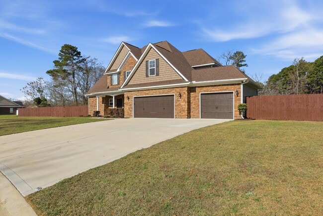 Photo - 206 Leland Ln