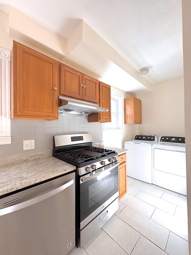 59 Judson St Unit 1