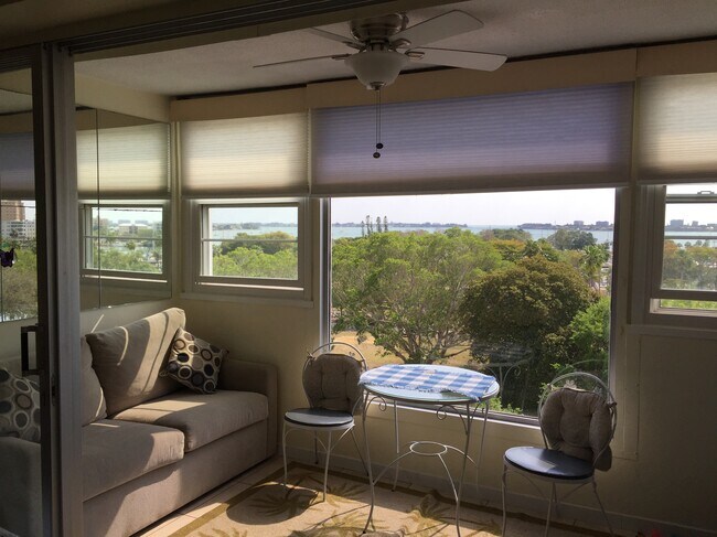 tv area table - 33 S Gulfstream Ave Unit 704A