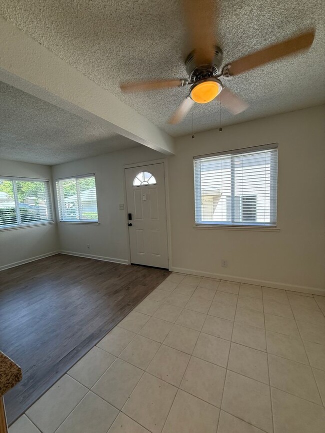 Photo - Beautifully Updated 2 Bed, 1 Bath Townhome-Style Condo in Auburn Greens! Unit 2