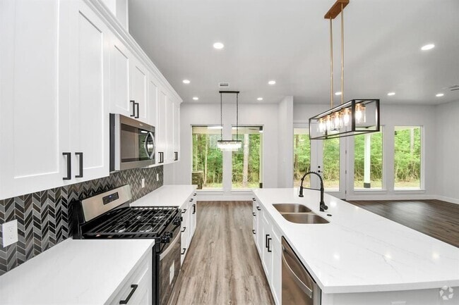 Building Photo - 12163 La Salle River Rd Rental