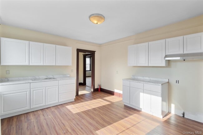 Photo - 226 Glen Cove Ave