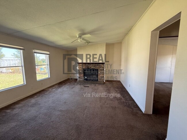 Photo - 7900 Upton Rd