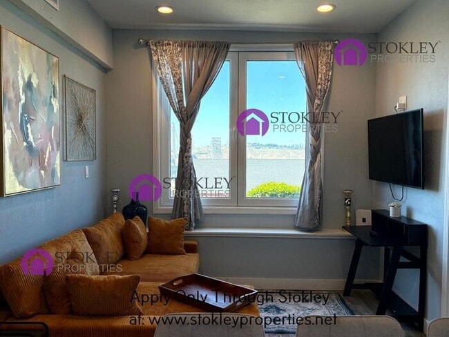 Photo - 1335 Francis St