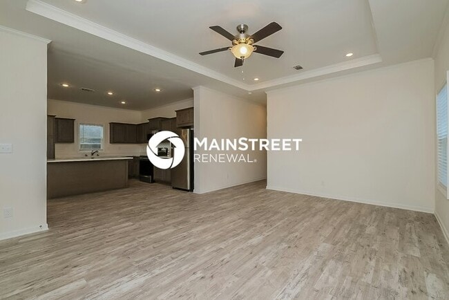 Photo - 4 Bedroom Pet-Friendly Home in St. Petersburg, FL with Main Street Renewal