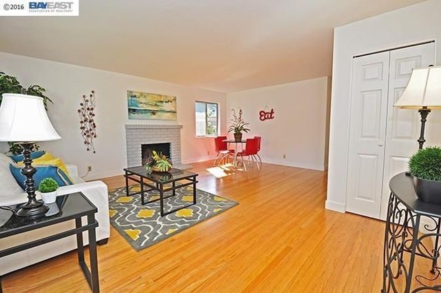 Building Photo - 3351 East Ave Rental
