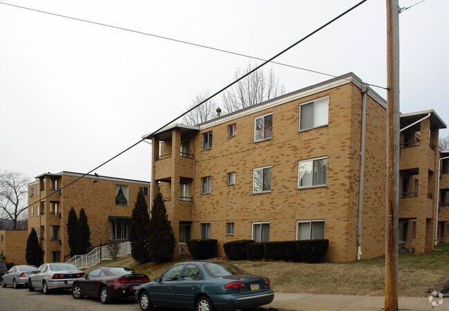 Shamrock Apartments - Shamrock Apartments