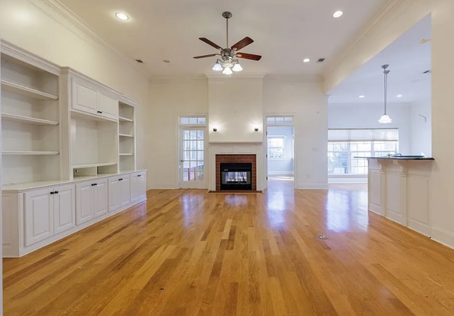 Photo - 4419 Triple Oak Dr