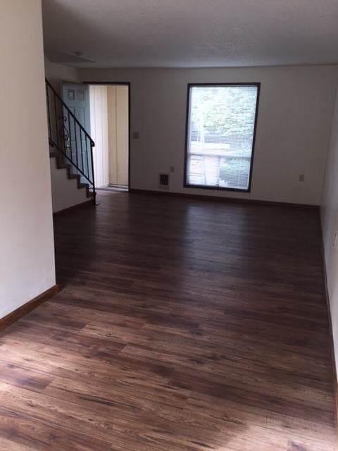 Photo - Lake Road Courtyard Apartments