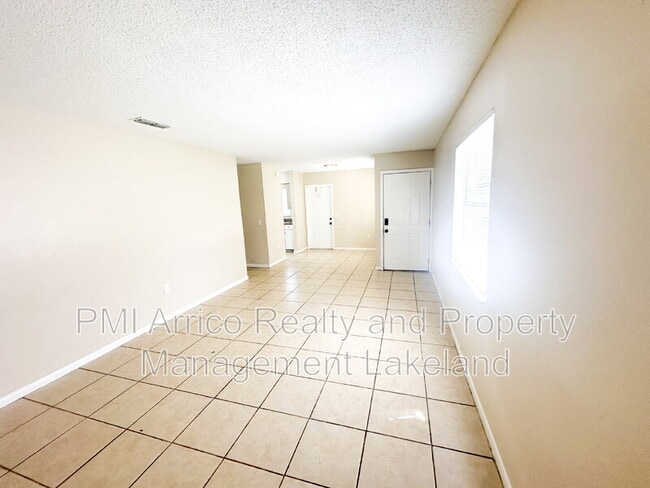 Photo - 3214 Crystal Hills Loop S