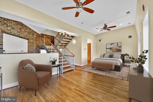 Photo - 1000 Park Rd NW