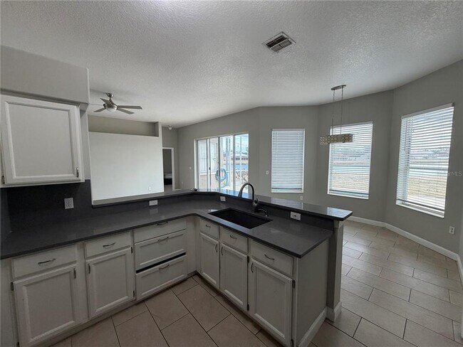 Photo - 2829 Middleton Cir