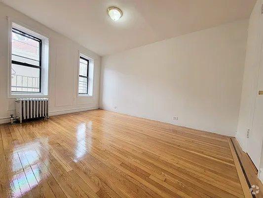 Building Photo - 1 bedroom in BRONX NY 10451 Unit 4B Rental