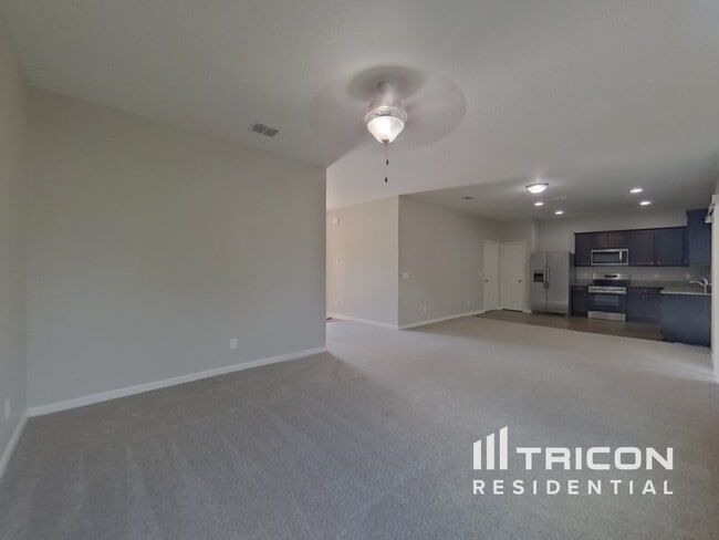 Photo - 1058 Lancelot Dr